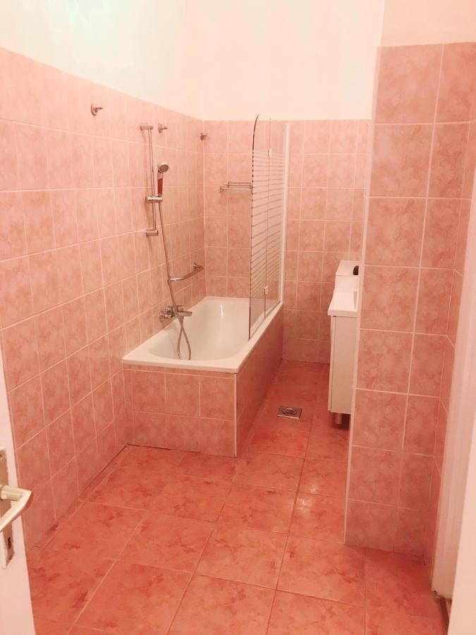 Happy Apartment In The Heart Of Budapest With 2 Rooms Budapeste Exterior foto